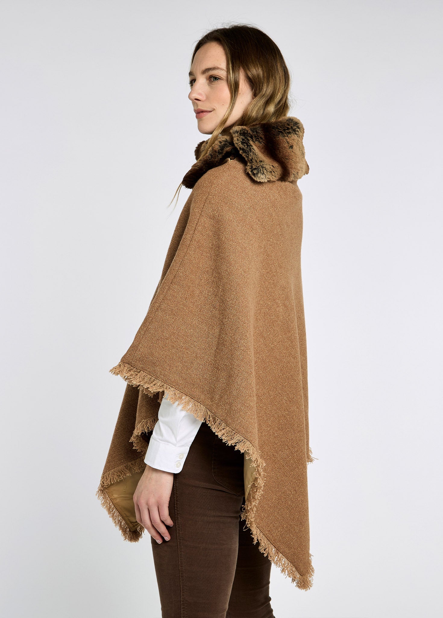 Silverfir Tweed Poncho - Camel Twill