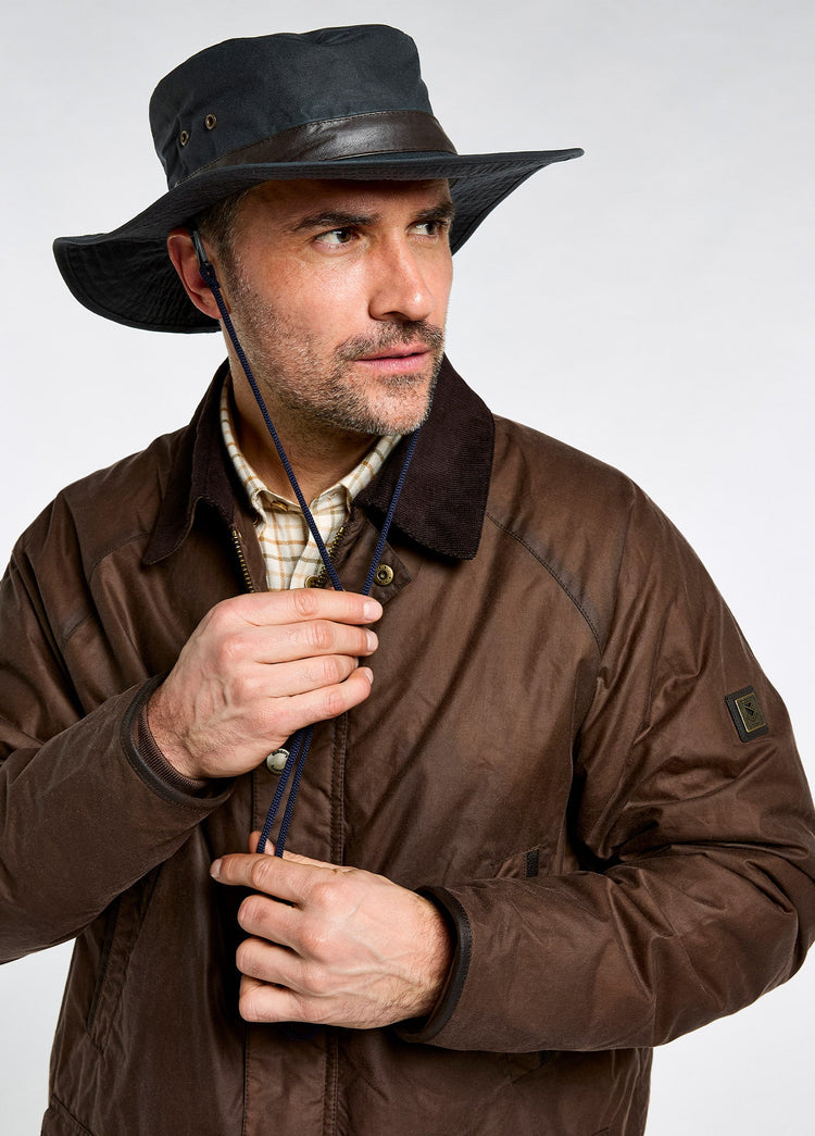Castlejordan Wax cotton brimmed hat - Navy